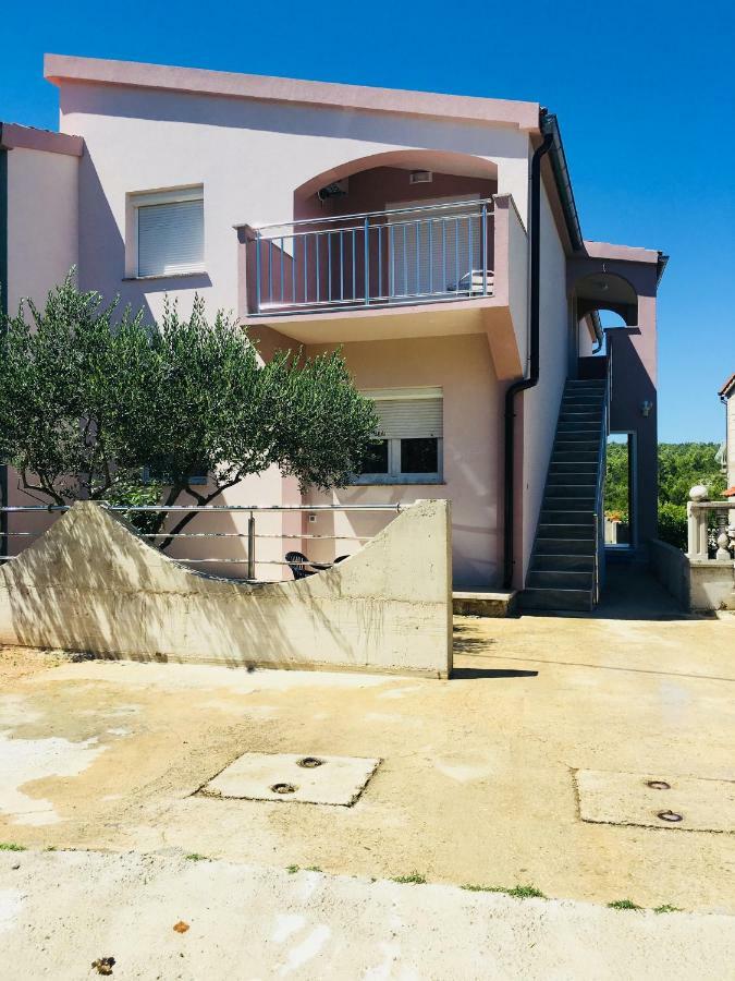 Ferienwohnung DaMa Obrovac Exterior foto